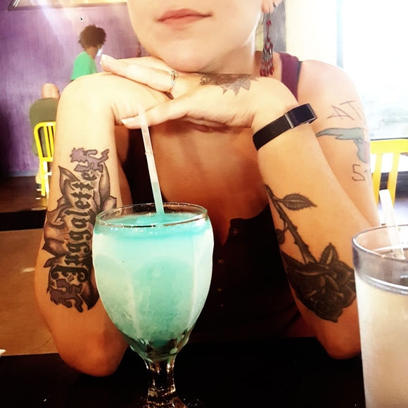 Profile Picture of Angel Snyder (@missmilli23) on Poshmark