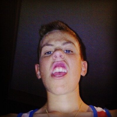 Profile Picture of Logan Mackey (@ItsMeMackey97) on Twitter