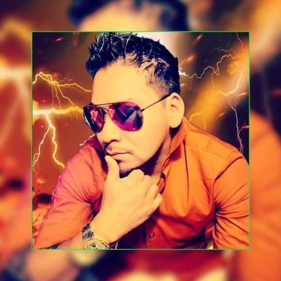 Edson Llerena - Poshmark Profile Picture of Edson Llerena (@edsonllerena) on Poshmark