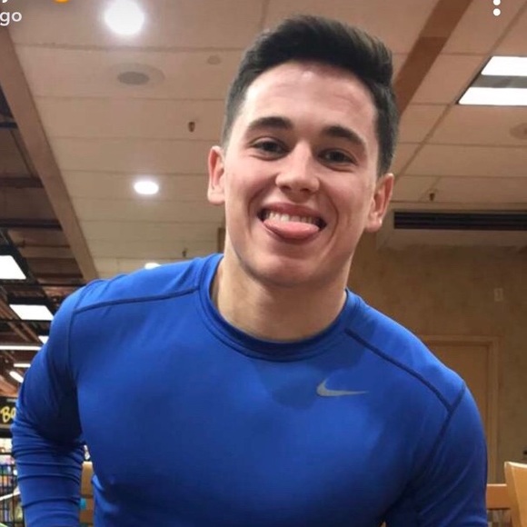 Profile Picture of Kyle Powers (@powers2427) on Poshmark