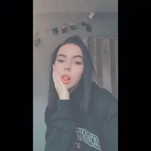 Profile Picture of   paula:) (4k) (@paulapawlak)... (@paulapawlak) on Tiktok
