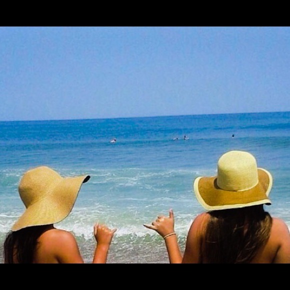 Profile Picture of Madison Papallo (@m_papallo) on Poshmark