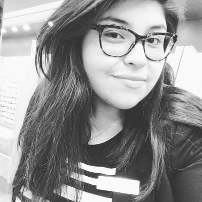 Profile Picture of Loren Hernandez (@misshernandez2) on Twitter