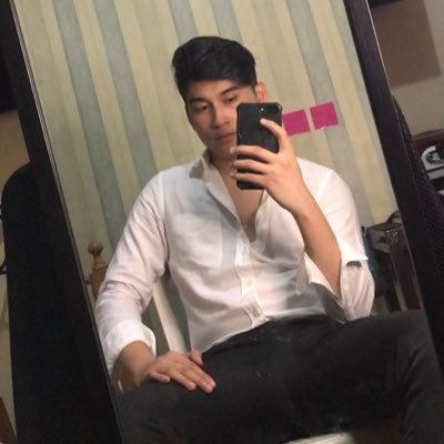 Profile Picture of 𝙹𝙰𝙼𝙴𝚂 (@JamesDeCastro07) on Twitter