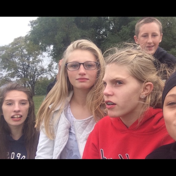 Profile Picture of Ashley Willmann (@ashleyw_22) on Poshmark