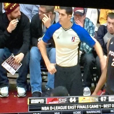 Profile Picture of Troy Richard Oyer (@OyerTroy) on Twitter