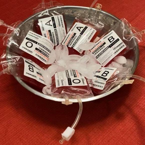 Profile Picture of Andrea Gorelick (@andreagorelick) on Poshmark