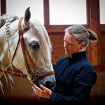 Profile Picture of Michaela Heuer - RS Mönchhof (@michaelaheuer_reiten_moenchhof) on Instagram