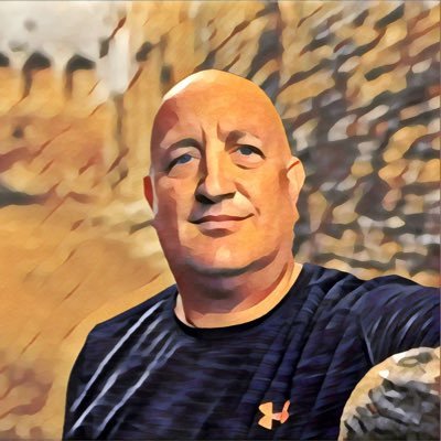 Profile Picture of Matt Hawkes (@maleathlete64) on Twitter