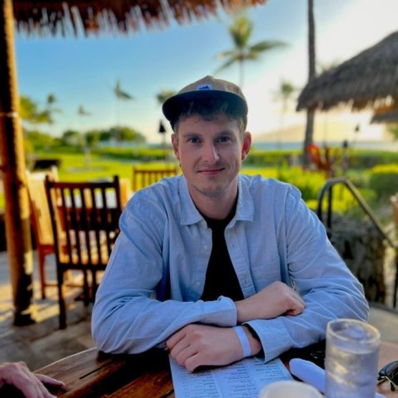 Rex Neustel - Poshmark Profile Picture of Rex Neustel (@rex73187) on Poshmark