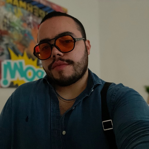 Profile Picture of Nicolás Zapata (@nicolaszr) on Poshmark