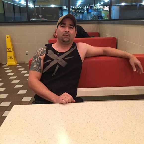 Profile Picture of Mario Paez martinez (@mariopaezm) on Poshmark