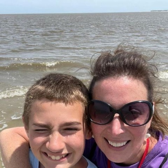 Profile Picture of Kristin Lequier (@klequier5) on Poshmark