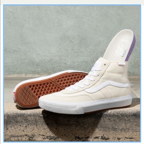 Profile Picture of Jake Schulz (@jschu239) on Poshmark