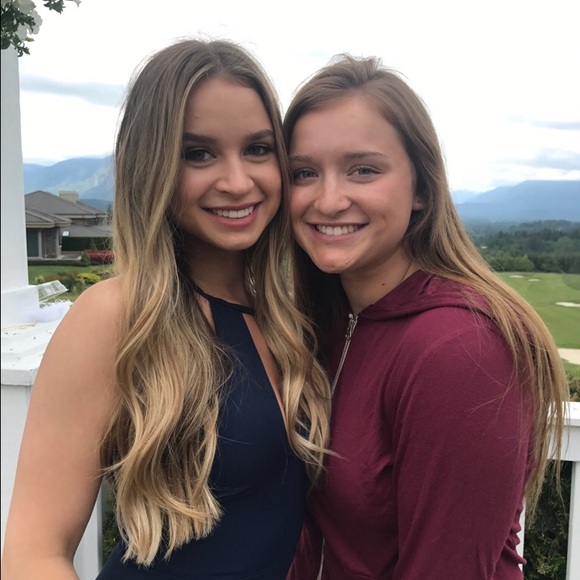 Profile Picture of Paige Wetherbee (@paigewetherbee) on Poshmark
