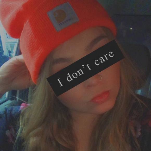 Profile Picture of Jordan Brozovich (@jbrozovich1015) on Poshmark