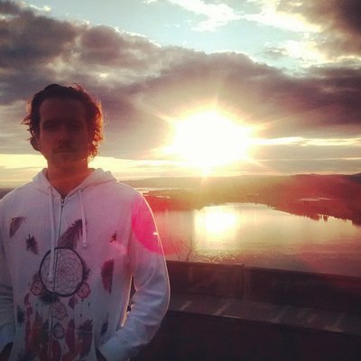 Profile Picture of Joe Streeter (@joebstreeter) on Twitter