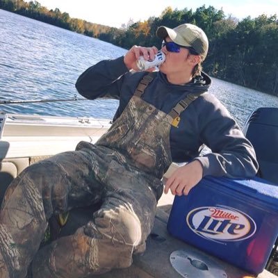 Profile Picture of Tony Seng (@tonyseng19) on Twitter