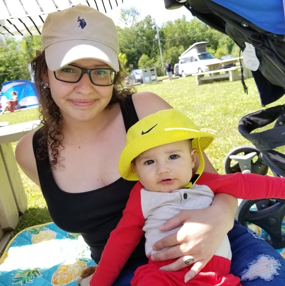 Profile Picture of Deborah Rojas rebolledo (@deborahrojas471) on Poshmark