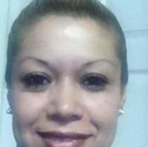 Profile Picture of Rosa Gonzalez (@rosagonzalez267) on Poshmark