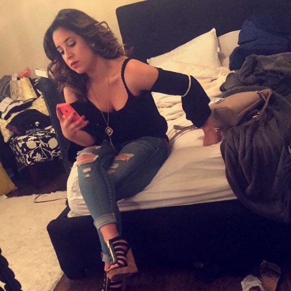 Profile Picture of Ashley Jimenez (@adanae13) on Poshmark