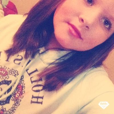 Profile Picture of Awsome_amber (@GmaiPicou123) on Twitter