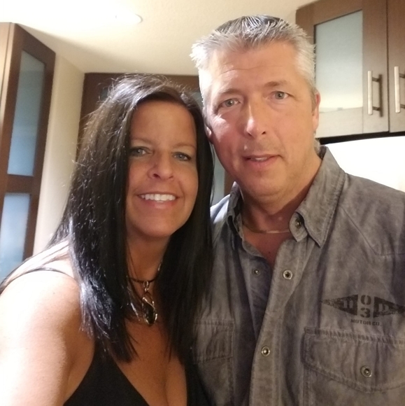 Profile Picture of Kelly Bierman (@iraah505) on Poshmark