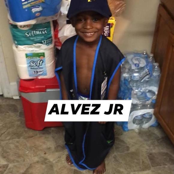 Profile Picture of Alvez Sr. (@alvez) on Poshmark