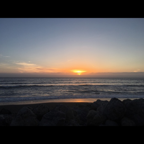 Profile Picture of Kate Lin (@ly52) on Poshmark