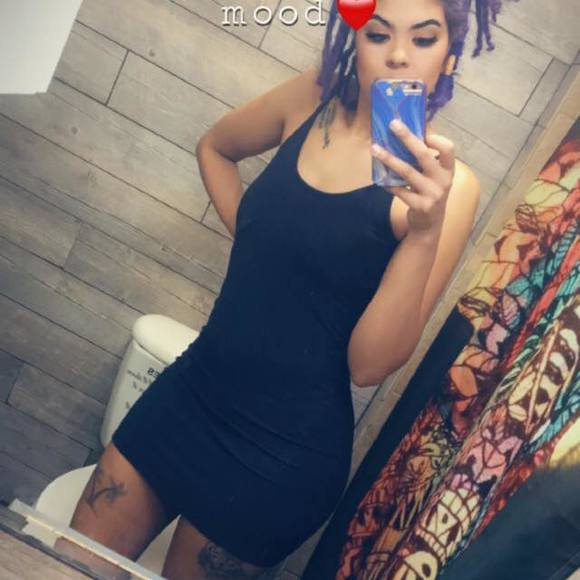 Profile Picture of Cheyenne Mitchell (@free_spirit417) on Poshmark