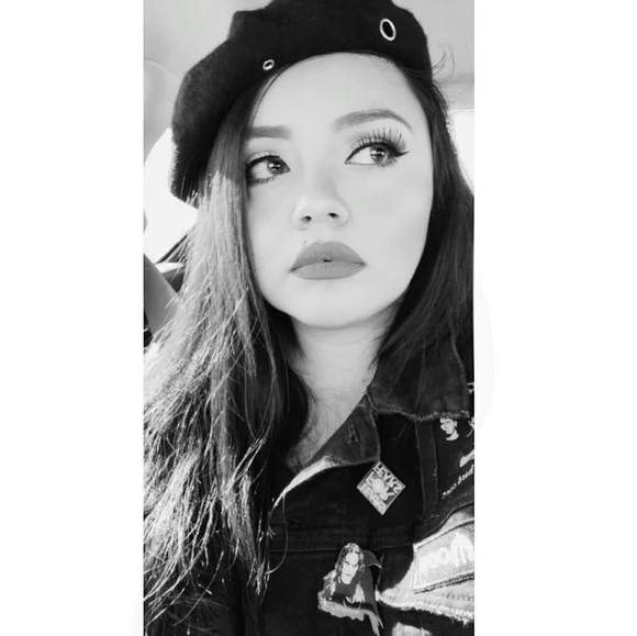 Profile Picture of Lizette Aviles (@lizetteavile589) on Poshmark