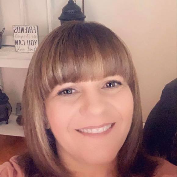 Profile Picture of Annette Getzelman (@ag75) on Poshmark