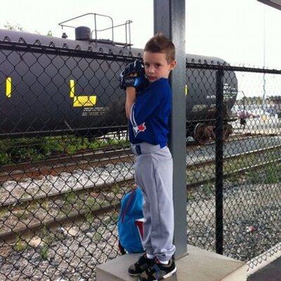 Profile Picture of NM9 (@NeilMagee99) on Twitter