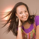 Profile Picture of Roberta Leal (@robertalealoficial) on Instagram