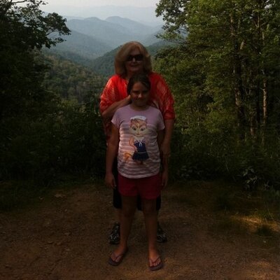 Profile Picture of Teresa F Gosnell (@Aunttt44) on Twitter