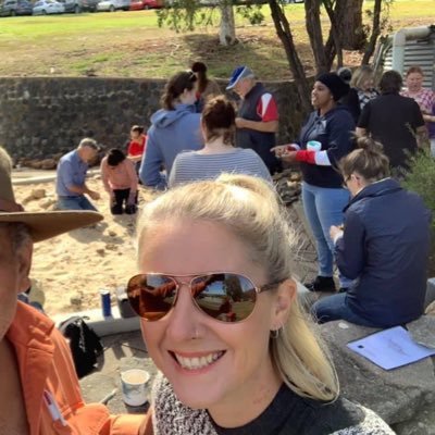 Profile Picture of Sherry (@SherMitch76) on Twitter