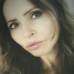 Profile Picture of Lily Peters (@lilypeterslily) on Instagram