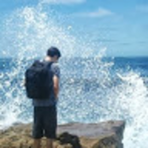 Profile Picture of Matt Holt (@mholtaz) on Poshmark