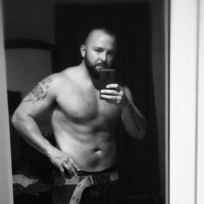Profile Picture of Bryan Grimm (@TripFall_Again) on Twitter