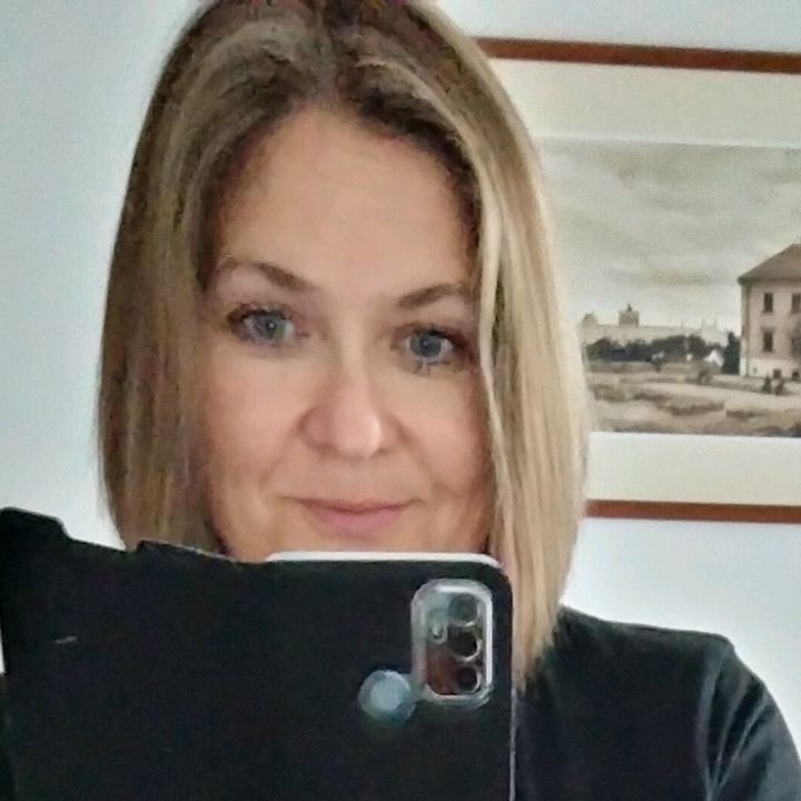 Profile Picture of annamazurek19 (@annamazurek19) on Tiktok