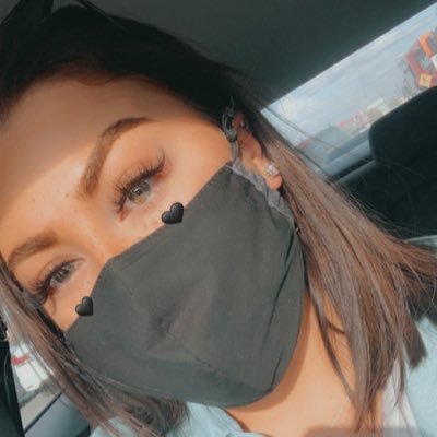 Profile Picture of Emily Shoemaker (@emilyshoe10) on Twitter