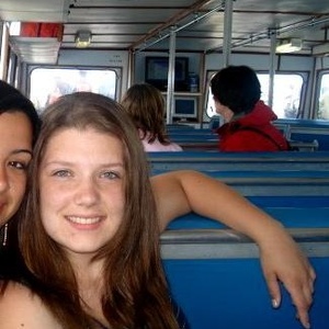 Profile Picture of Amanda Caswell (@meac7) on Myspace