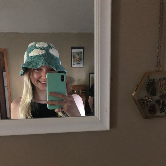 Profile Picture of Kate Collier (@katiemcollier) on Poshmark