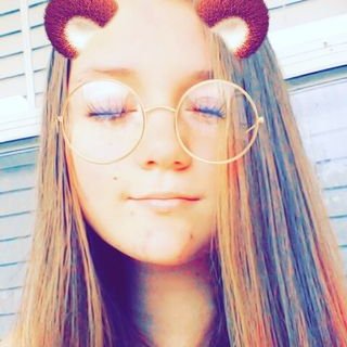 Profile Picture of Rhaianon Kirby (@RaeRae_124) on Twitter