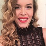 Profile Picture of Elizabeth Hendrix (@liz_hendrix) on Instagram