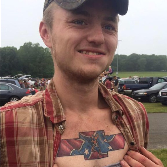 Profile Picture of Seth Bachman (@seth__) on Poshmark