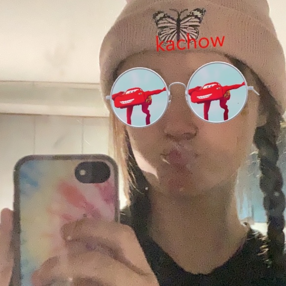 Profile Picture of Haley Skeens (@hskeens7) on Poshmark