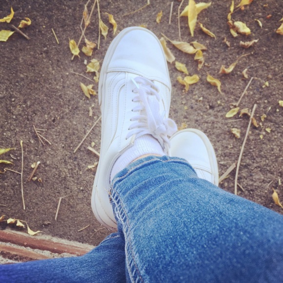 Profile Picture of Hailey Shoro (@hailey_shoro) on Poshmark