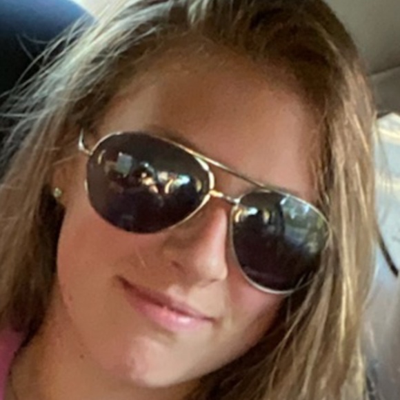 Profile Picture of Veronica Mcnally (@swingdancegirl) on Poshmark