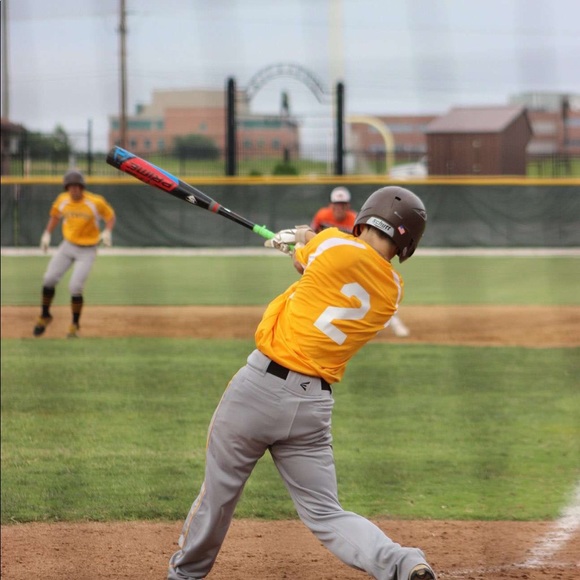 Profile Picture of Drew Turner (@drewbis02) on Poshmark